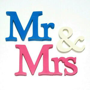 Ξύλινη επιγραφή Mr & Mrs - πολύχρωμο, διακοσμητικό, δώρο, σπίτι, χειροποίητα, mr & mrs, δωμάτιο, γάμος, γάμου, ξύλινο, διακοσμητικά