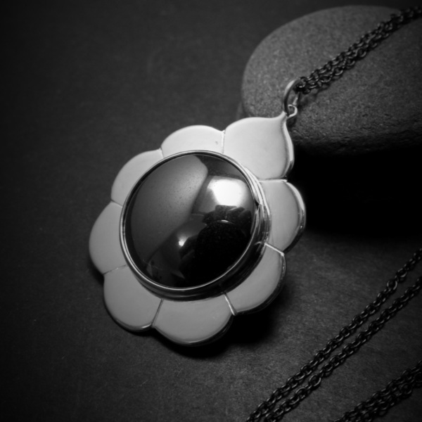 " Hematite " - Χειροποίητο επάργυρο μενταγιόν με Αιματίτη! - ημιπολύτιμες πέτρες, ημιπολύτιμες πέτρες, chic, βραδυνά, fashion, vintage, design, ιδιαίτερο, μοναδικό, μοντέρνο, γυναικεία, sexy, επάργυρα, επάργυρα, αιματίτης, αιματίτης, donkey, gothic style, χειροποίητα, romantic, minimal, must αξεσουάρ, κλασσικά, κοντά, λουλούδι, personalised, γυναίκα, unisex, boho, ethnic, ευκολοφόρετο, rock, αρχαιοελληνικό, αρχαιελληνικό, κρεμαστά, έλληνες σχεδιαστές, fashion jewelry, δώρα για γυναίκες, μενταγιόν - 2