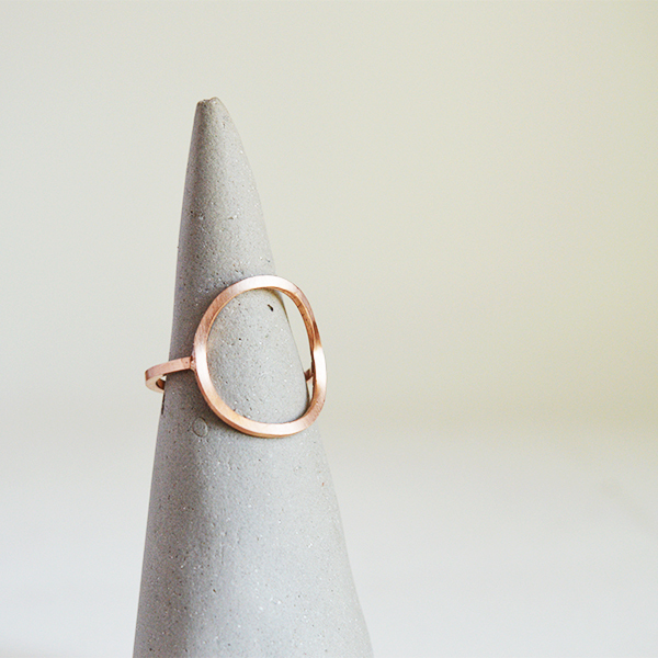 Ροζ χρυσό γεωμετρικό δαχτυλίδι σε σχήμα ανοιχτού κύκλου, Karma ring - statement, ασήμι, μοντέρνο, επιχρυσωμένα, ασήμι 925, κύκλος, γεωμετρικά σχέδια, δαχτυλίδια, minimal - 2