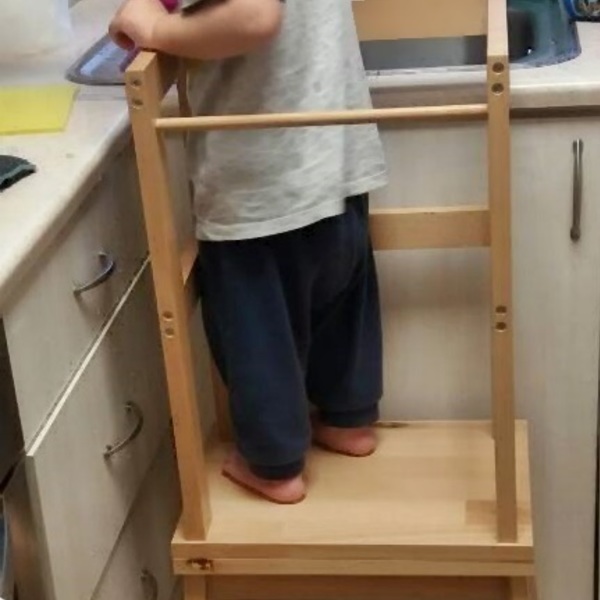 Learning tower to desk με μαυροπίνακα - δώρα για παιδιά, κουζίνα, για παιδιά, παιχνίδι, ξύλο - 3