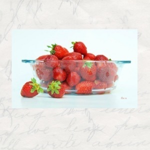 Πίνακας ! Φράουλες και Άνοιξη ! - διακοσμητικό, χαρτί, κρεμαστά, φρούτα