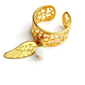 Επίχρυσο δαχτυλίδι με φτερό - charms, design, μοντέρνο, γυναικεία, chevalier, επιχρυσωμένα, φτερό, δώρο, boho, fashion jewelry, κρεμαστά στοιχεία, αυξομειούμενα, δώρα για γυναίκες, φθηνά