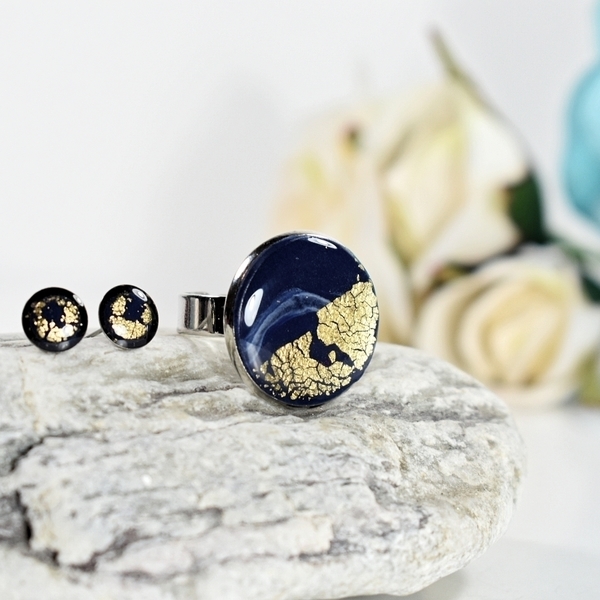 Δαχτυλίδι με πηλό και φύλλα χρυσού | Navy Blue & Gold 2 - γυαλί, μοντέρνο, επάργυρα, πηλός, δαχτυλίδι, εντυπωσιακό, minimal, μεγάλα, αυξομειούμενα, φθηνά - 3