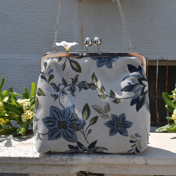 "Persefoni" vintage τσάντα με μεταλλικό πλαίσιο και μοτίβο λουλουδιών - αλυσίδες, vintage, χιαστί, φλοράλ, romantic, μικρές, φθηνές - 2