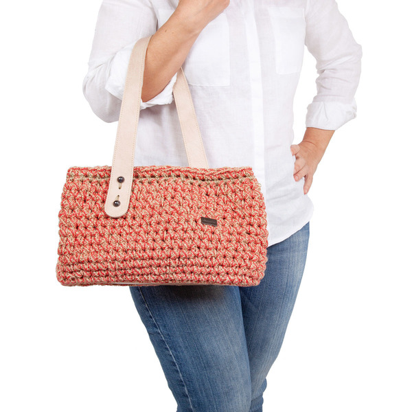 Τσάντα ώμου πλεκτή με ιδιαίτερο χερούλι - chic, ώμου, crochet, χειροποίητα, must, πλεκτές τσάντες - 2