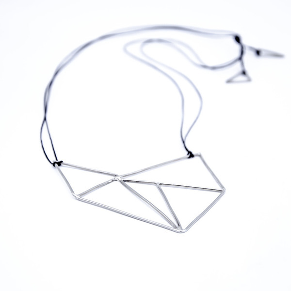 "Triangle'' silver necklace - μοντέρνο, αλπακάς, γεωμετρικά σχέδια, minimal, κοντά, unisex, rock, κρεμαστά, αυξομειούμενα - 4