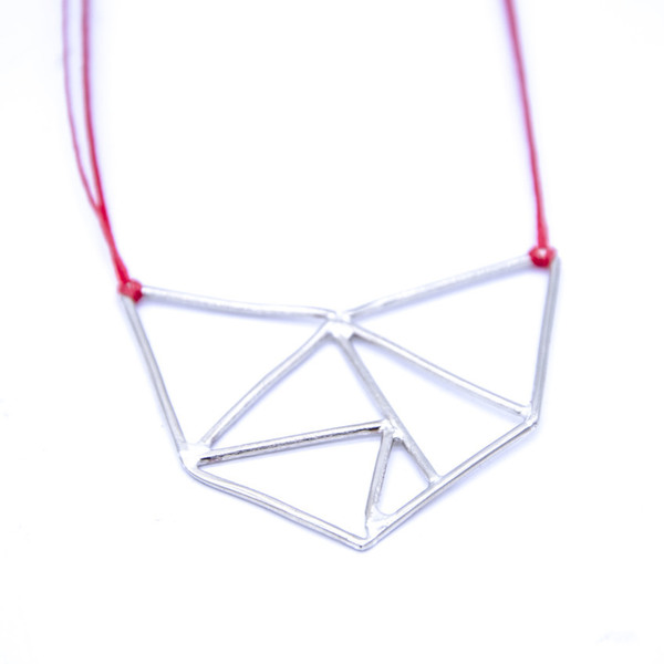 "Triangle'' silver necklace - μοντέρνο, αλπακάς, γεωμετρικά σχέδια, minimal, κοντά, unisex, rock, κρεμαστά, αυξομειούμενα