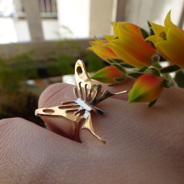 "Butterfly Ring" Χειροποίητο δαχτυλίδι επάργυρο ή επίχρυσο με πεταλούδα σε κίνηση! - statement, vintage, επιχρυσωμένα, ορείχαλκος, επάργυρα, πεταλούδα, personalised, πεταλούδες, boho, μπρούντζος, μεγάλα, αυξομειούμενα, φθηνά - 5