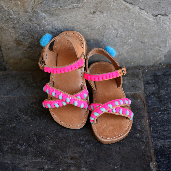 Baby leather sandals Pink pom poms - δέρμα, χιαστί, pom pom, boho, ethnic, δώρα για παιδιά, φλατ, για παιδιά - 2