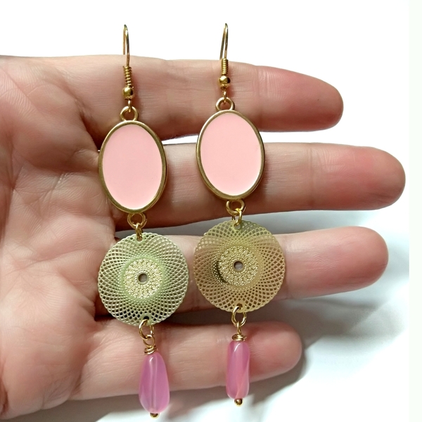 Pink pastel filigree earrings - statement, βραδυνά, vintage, μοντέρνο, επιχρυσωμένα, σμάλτος, γεωμετρικά σχέδια, romantic, μεταλλικά στοιχεία, κρεμαστά - 2