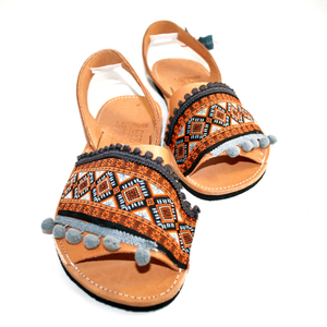 Boho espadrilles :) - δέρμα, καλοκαιρινό, καλοκαίρι, παραλία, boho, ethnic, φλατ, ankle strap - 2