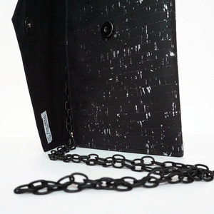 Φάκελος Φελλός με Αλυσίδα "Black Mirror" - αλυσίδες, βραδυνά, φάκελοι, ώμου, χιαστί, minimal, unique, boho, φελλός - 4