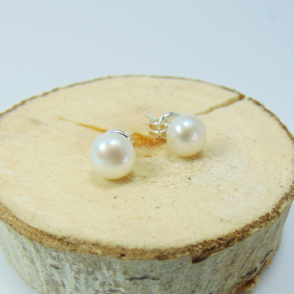 Delicate - Ασημένια σκουλαρίκια με μαργαριτάρια - ασήμι, βραδυνά, vintage, μαργαριτάρι, romantic, minimal, must αξεσουάρ, καρφωτά, πέρλες, νυφικά