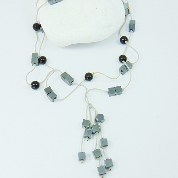 Earth necklace - Κολιέ με αιματίτη - όνυχα - ημιπολύτιμες πέτρες, βραδυνά, μοντέρνο, μακρύ, όνυχας, αιματίτης, χειροποίητα, μακριά, minimal, rock