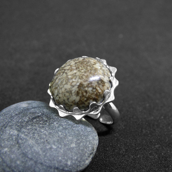 " Flower seastone ring " - Xειροποίητο επάργυρο δαχτυλίδι με βότσαλο! - statement, ασήμι, καλοκαιρινό, καλοκαίρι, επάργυρα, λουλούδια, δαχτυλίδι, boho, ethnic, μεγάλα, Black Friday, βότσαλα, αυξομειούμενα, φθηνά - 2
