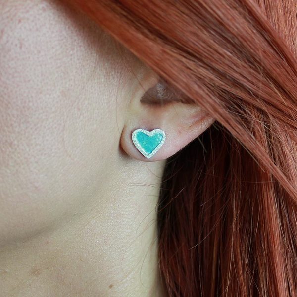 Σκουλαρίκια καρδιές με σμάλτο σε ασήμι 925 heart stud earrings - statement, ασήμι, vintage, μοντέρνο, σμάλτος, σταγόνα, καρδιά, επάργυρα, γεωμετρικά σχέδια, romantic, minimal, personalised, καρφωτά, δώρα αγίου βαλεντίνου - 3