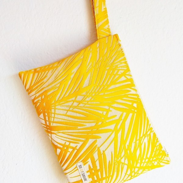 Τσαντάκι (wristlet) brocade yellow - ύφασμα, γεωμετρικά σχέδια, all day, minimal, μικρές, μικρές, φθηνές
