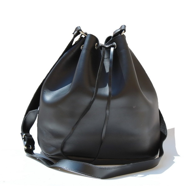 Δερμάτινη τσάντα πουγκί (ΧΡΩΜΑ ΜΑΥΡΟ) - δέρμα, vintage, ώμου, πουγκί, romantic, all day, minimal, boho, ethnic