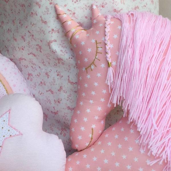 Μαξιλάρι Μονόκερος σε ροζ με λευκά αστεράκια - κορίτσι, δώρο, δώρα για βάπτιση, παιδικό δωμάτιο, μονόκερος, δώρα γενεθλίων, δώρα για μωρά, δώρο παιδικό, μαξιλάρια - 3