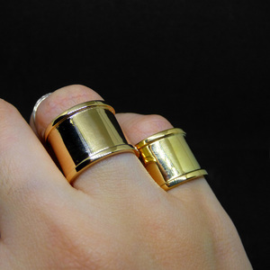 "Ηφαιστος Nux " - Χειροποίητο επίχρυσο δαχτυλίδι με ανάγλυφη επιφάνια! - κλασσικό, chevalier, επιχρυσωμένα, ορείχαλκος, δαχτυλίδι, minimal, personalised, boho, μπρούντζος, αρχαιοελληνικό, μεγάλα, επιχρύσωση 14κ, αυξομειούμενα - 2