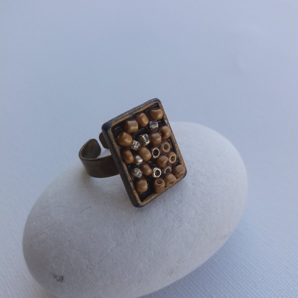 Δαχτυλίδι με πέτρες "Old beauty" - statement, vintage, χάντρες, personalised, ethnic, μπρούντζος, αυξομειούμενα, φθηνά