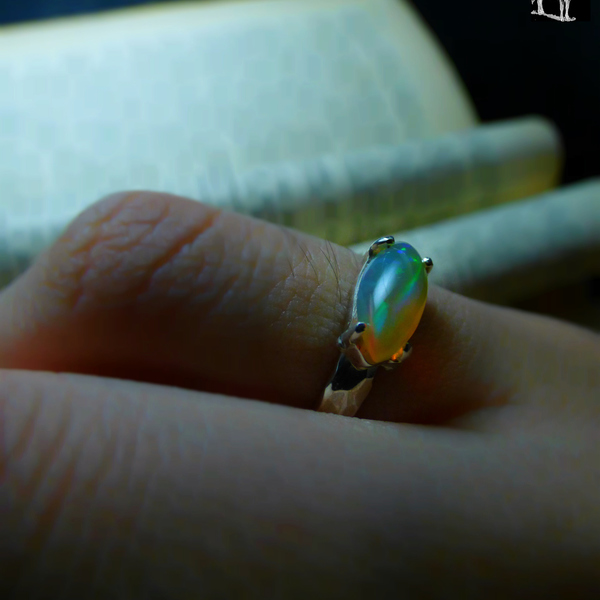 " Magic Opal " - Χειροποίητο δαχτυλίδι από ασήμι 925 και Οπάλιο. - statement, ασήμι, ημιπολύτιμες πέτρες, vintage, ασήμι 925, χειροποίητα, minimal, οπάλιο, rock, αυξομειούμενα - 4