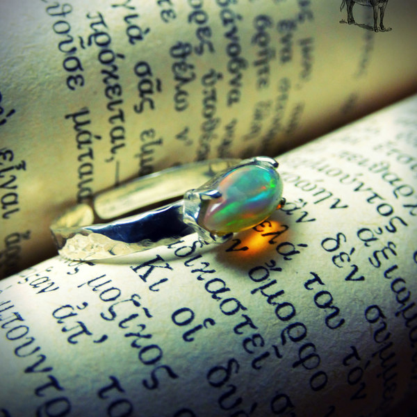 " Magic Opal " - Χειροποίητο δαχτυλίδι από ασήμι 925 και Οπάλιο. - statement, ασήμι, ημιπολύτιμες πέτρες, vintage, ασήμι 925, χειροποίητα, minimal, οπάλιο, rock, αυξομειούμενα - 5