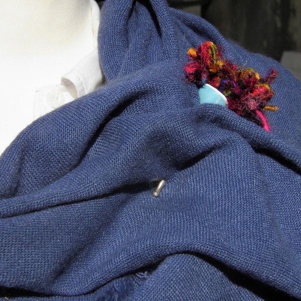 Κεραμική αφαιρετική καρφίτσα λουλούδι γαλάζια - μετάξι, λουλούδια, πηλός - 4