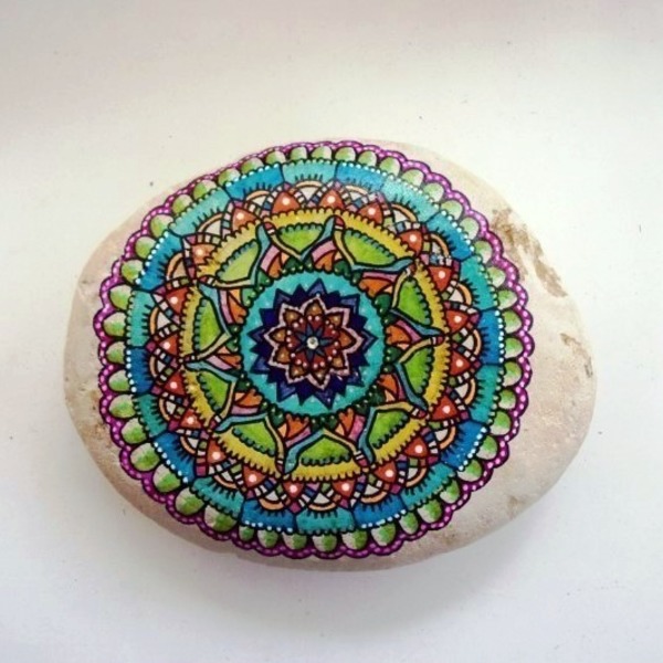 Mandala Madness - πολύχρωμο, πέτρα, δώρο, πρωτότυπο, μεγάλα, πρωτότυπα δώρα, διακοσμητικές πέτρες, διακόσμηση κήπου, διακόσμηση βεράντας, γύψος