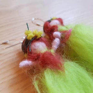 Σκουλαρίκια needle felted "νεραϊδούλες" - μαλλί, μοναδικό, φελτ, δώρο, νεράιδα, οικολογικό, ελαφρύ, κρεμαστά, μεγάλα - 4