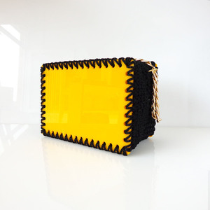 Πλεκτό τσαντάκι με plexiglass !!! - statement, γυναικεία, clutch, δώρο, χιαστί, τσάντα, χειροποίητα, stylish, must αξεσουάρ, plexi glass, accessories, πλεκτές τσάντες, μικρές, φθηνές - 2