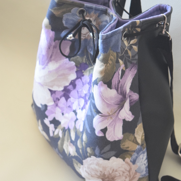 *Virginia*Floral backpack με μαύρη δερματίνη - χειμωνιάτικο, πλάτης, σακίδια πλάτης, φλοράλ, romantic, all day, δερματίνη - 2