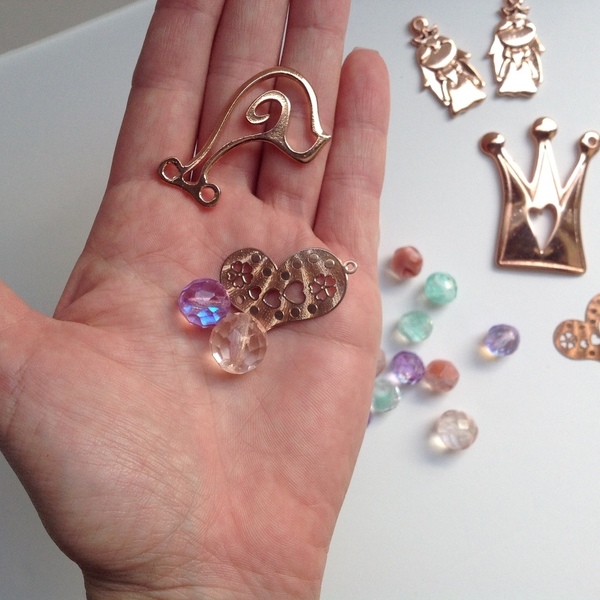 Mix Υλικών "Πριγκίπισσα" για κοσμήματα, δώρα & κατασκευές - καρδιά, χάντρες, πριγκίπισσα, DIY, πουλάκι, υλικά κοσμημάτων - 5