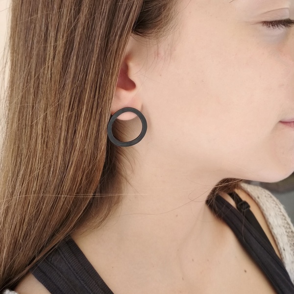 Circle Earrings - ασήμι, chic, ασήμι 925, κύκλος, γεωμετρικά σχέδια, κρίκοι, must αξεσουάρ, καρφωτά