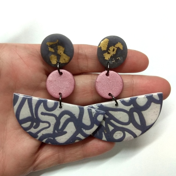 Polymer clay round and semi circle earrings - πηλός, καρφωτά, Black Friday - 3