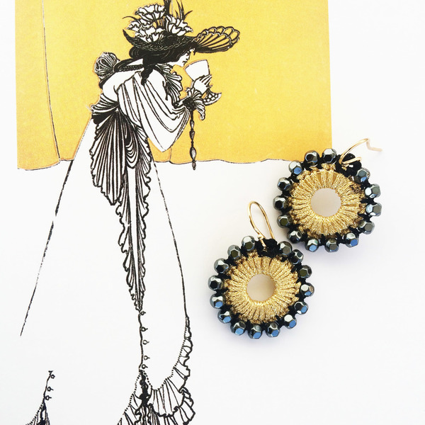 Folklore small σκουλαρίκια με χρυσοκλωστή και αιματίτη - ασήμι, επιχρυσωμένα, κρεμαστά, πλεκτά - 2
