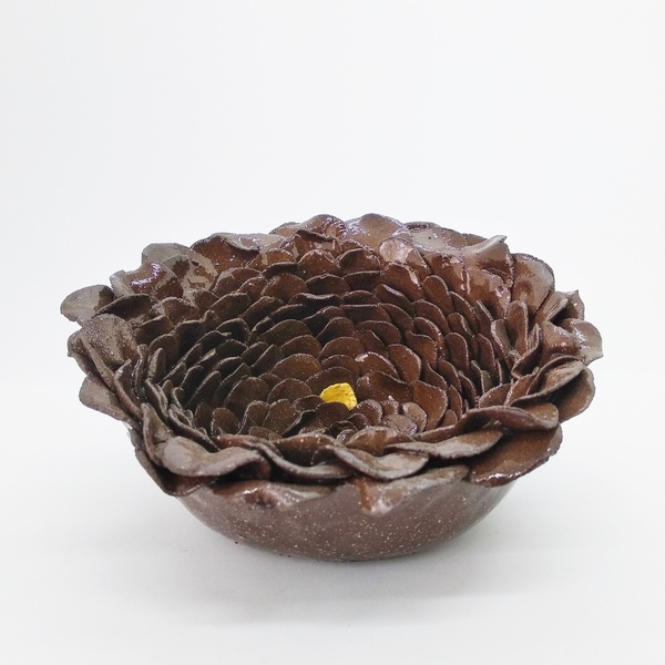 Limited Edition Flower Collection_Chocolate Table Decoration Flower with Gold touches - βάζα & μπολ - 2