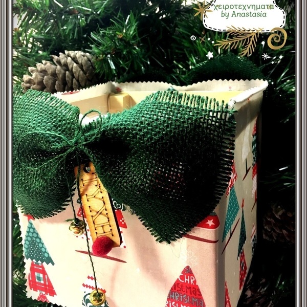 Χριστουγεννιατικο φαναρακι με φιογκο,απο υφασμα, 16Χ16 με φωτακι μπαταριας - διακοσμητικό, χριστουγεννιάτικο, διακοσμητικά, δώρο παιδικό, κεριά & κηροπήγια