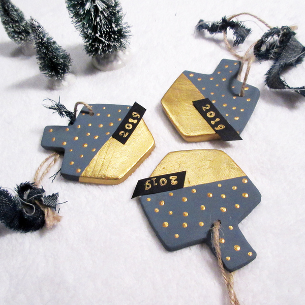 Κεραμικά Χριστουγεννιάτικα Στολίδια | Γκρι-χρυσό πουά | Σετ των 3 - πηλός, στολίδια - 3