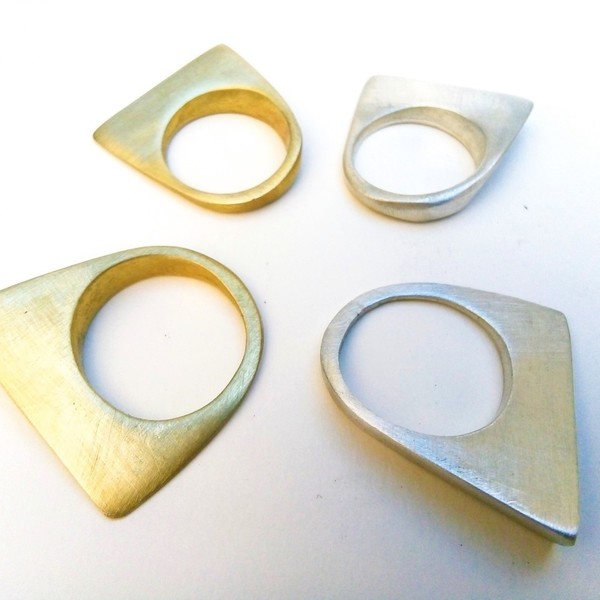 Δαχτυλίδι τρίγωνο μπρούντζος - δώρο, γεωμετρικά σχέδια, minimal, μπρούντζος, μεγάλα - 3