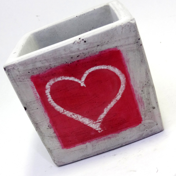 Γλαστράκι - κασπώ // LOVE chalk - cube I - καρδιά, τσιμέντο, κασπώ, σκυρόδεμα, διακοσμητικά, δώρα αγίου βαλεντίνου - 2