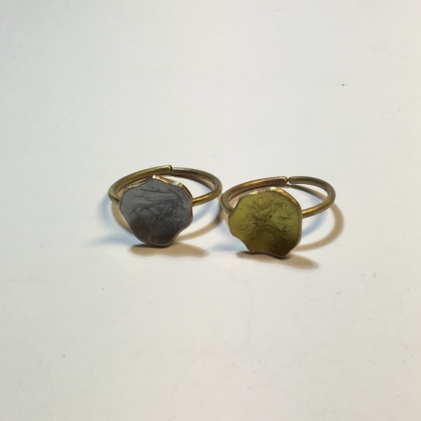 Δαχτυλίδι με χρυσό σμαλτο - μοντέρνο, ορείχαλκος, σμάλτος, καρφωτά, αυξομειούμενα, φθηνά - 3