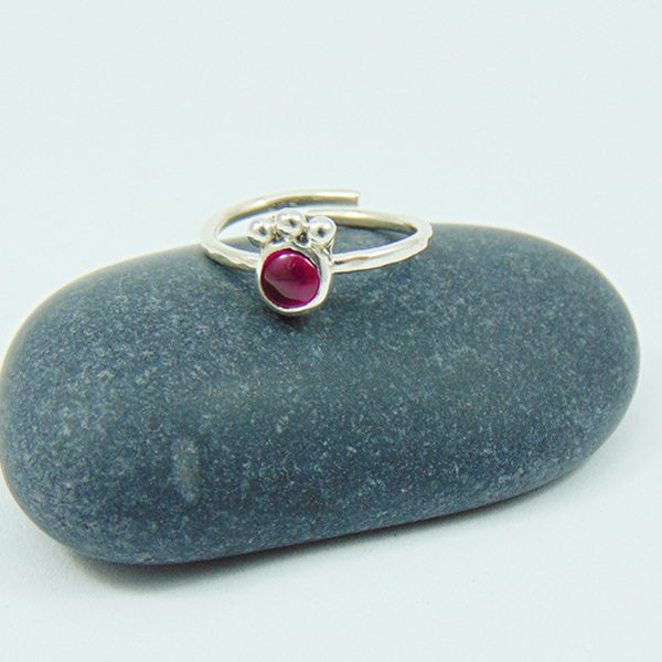 Ruby - Ασημένιο δαχτυλίδι με ρουμπίνι - ασήμι, αυξομειούμενα
