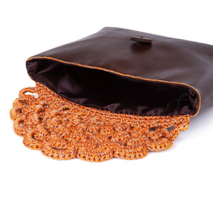 Τσάντα με πλεκτό καπάκι - clutch, crochet, κορδόνια, φθηνές - 3