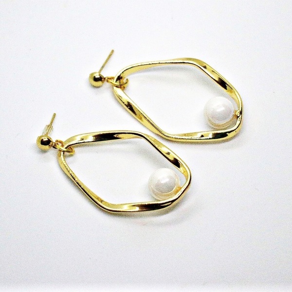 Chic Pearl Earrings. - chic, minimal, καρφωτά, πέρλες, νυφικά, φθηνά - 2