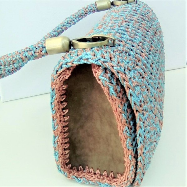 Ανοιξιάτικη κροσέ τσάντα σε διχρωμία - δέρμα, ώμου, πλεκτές τσάντες - 2