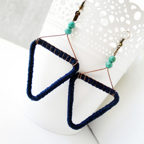 Minimal μπλε τρίγωνα σκουλαρίκια με λίθους τιρκουάζ χαολίτη - γυναικεία, δώρο, γεωμετρικά σχέδια, κρεμαστά - 3