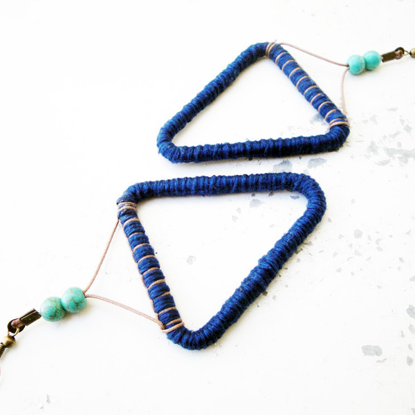 Minimal μπλε τρίγωνα σκουλαρίκια με λίθους τιρκουάζ χαολίτη - γυναικεία, δώρο, γεωμετρικά σχέδια, κρεμαστά - 4