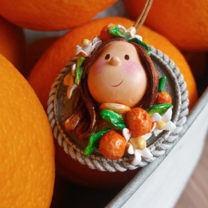 Κρεμαστό φιγούρα κοριτσάκι με πορτοκάλια - κορίτσι, δώρα για γυναίκες - 2