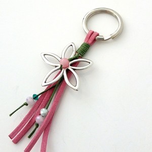 Μπρελόκ με μαργαρίτα ροζ - γυναικεία, δώρο, κορδόνια, λουλούδι, σπιτιού - 2